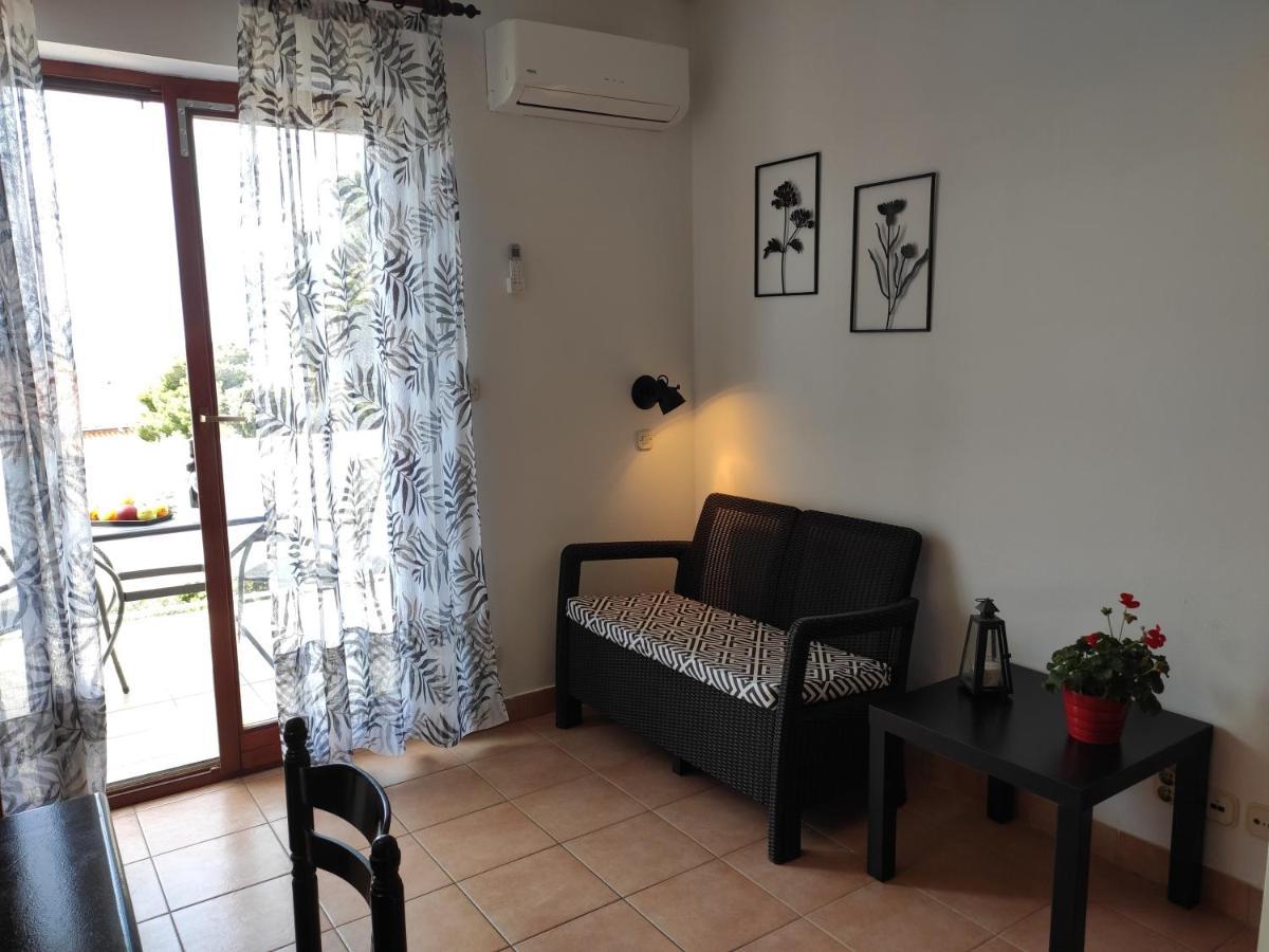 Apartments With A Parking Space Novalja, Pag - 6552 외부 사진