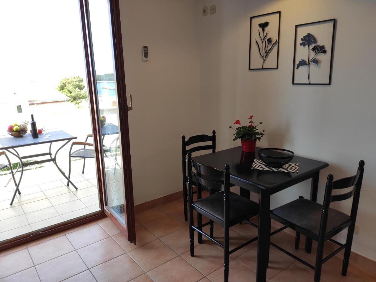 Apartments With A Parking Space Novalja, Pag - 6552 외부 사진